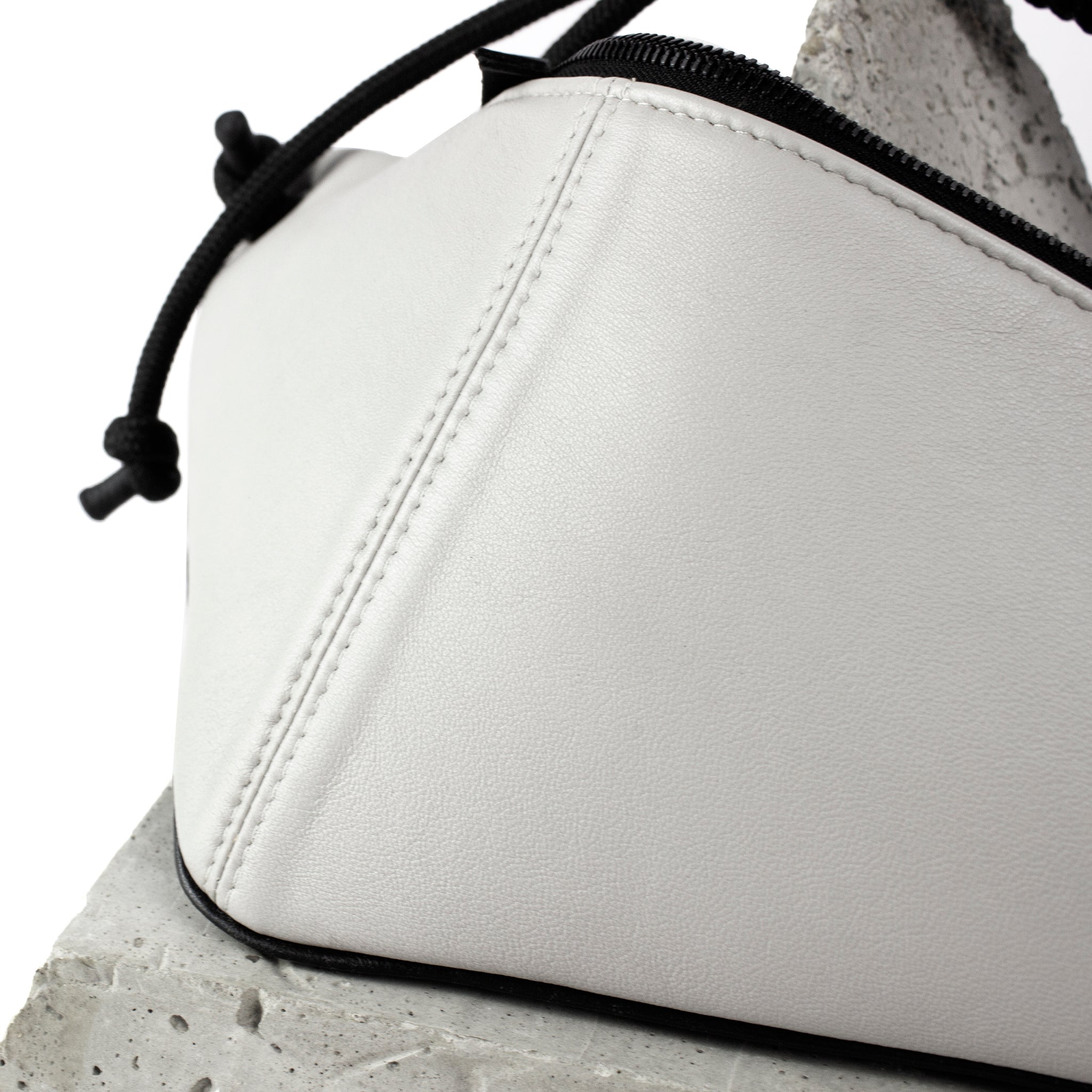 THEO light gray leather triangle-shaped bum bag