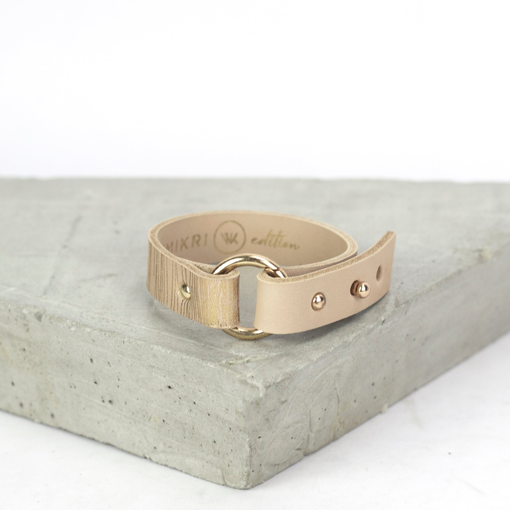 'SUJI' karkötő bézs és arany