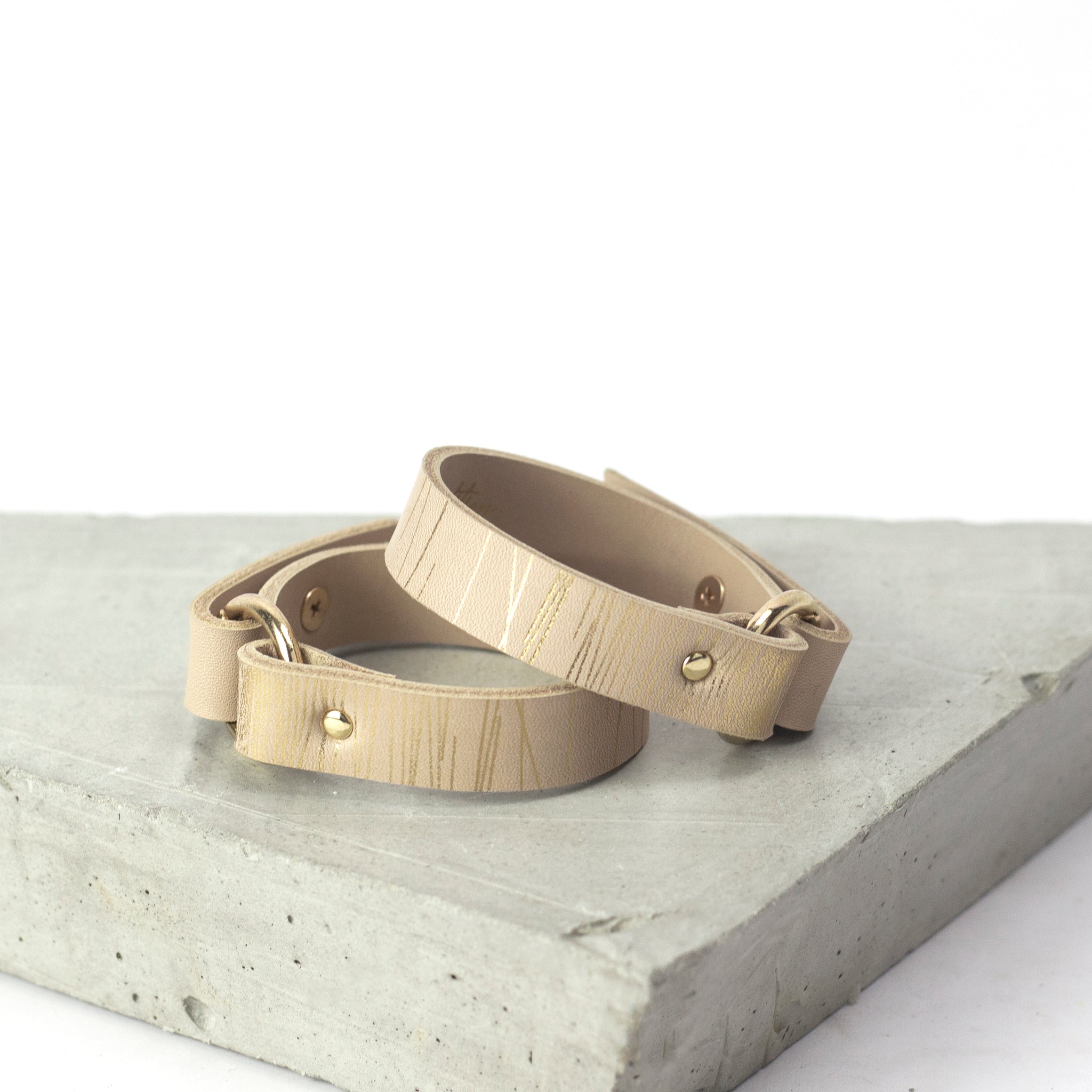 'SUJI' karkötő bézs és arany