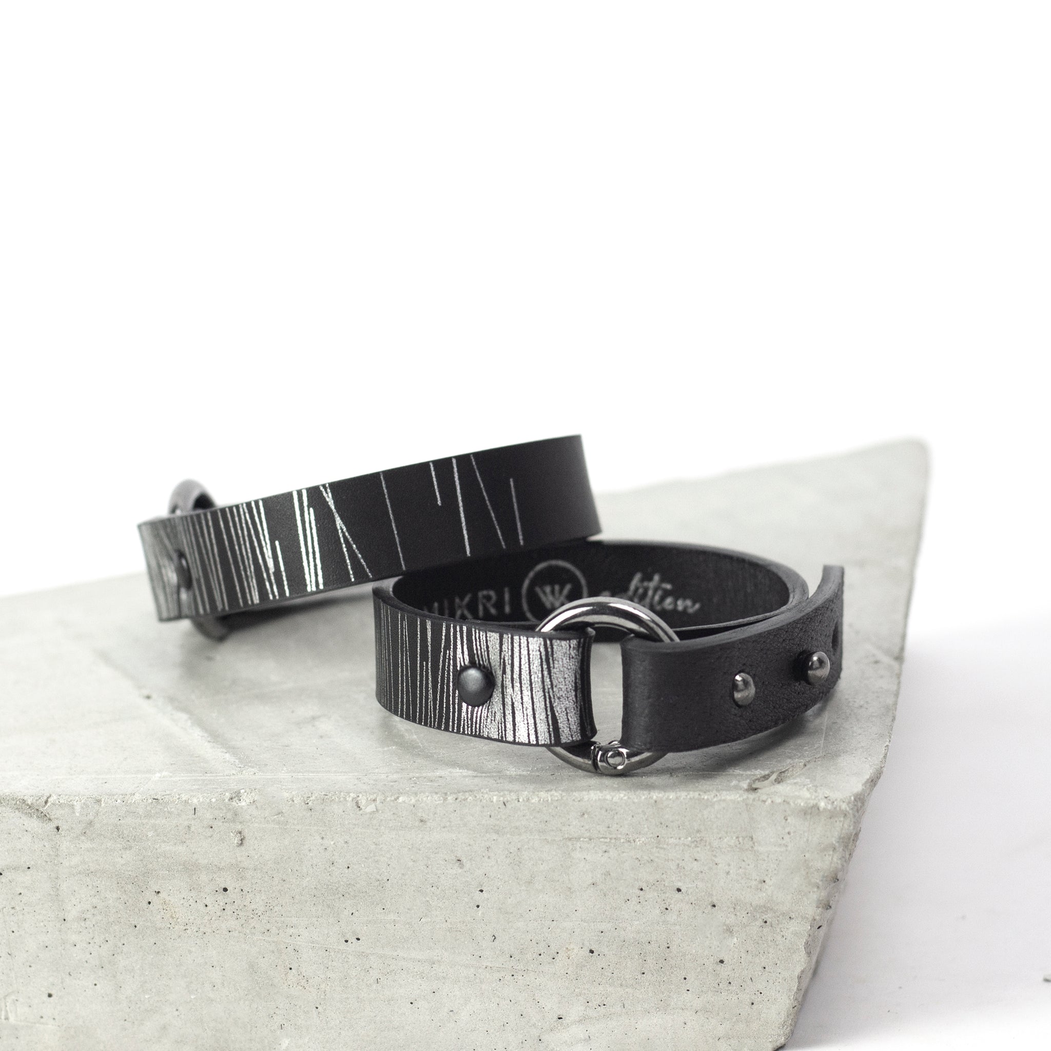 'SUJI' karkötő fekete és ezüst 