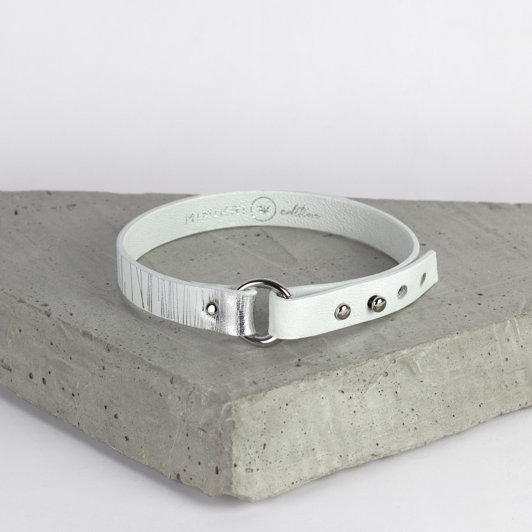 'SUJI' choker nyaklánc fehér és ezüst