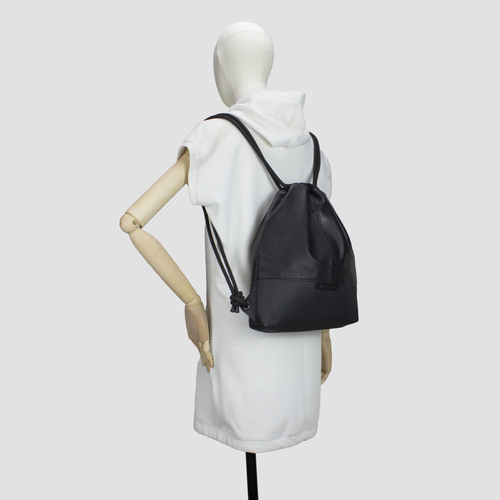 'CARRÉ' Designer backpack v04