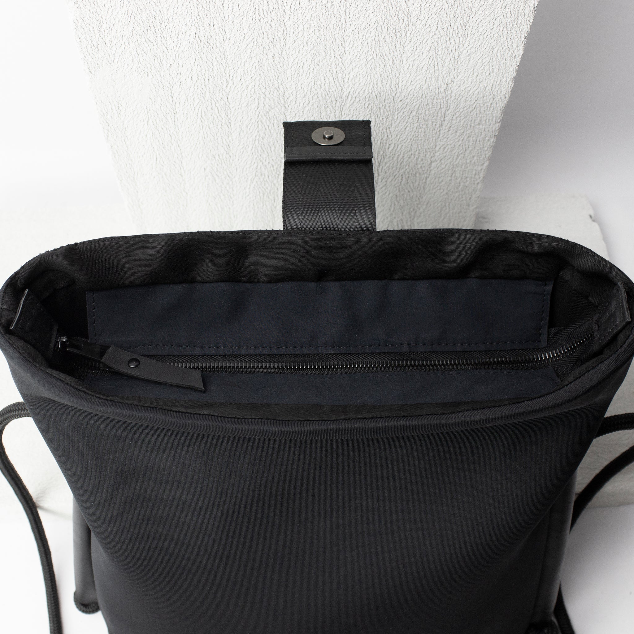 'LUNA' neoprene foldover bag