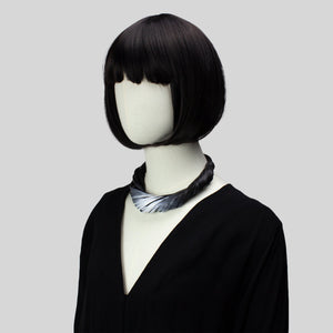 Multistrand-Halsband aus recyceltem Leder / Statement-Halsband mit gedrehten Fransen – Schwarz und Weiß