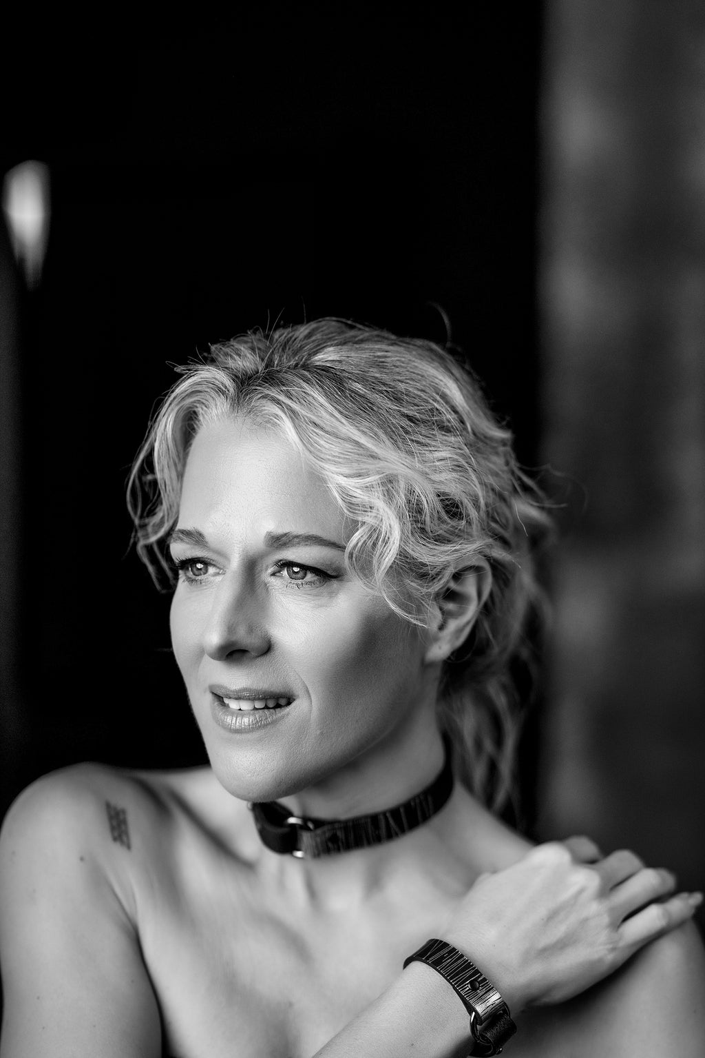 'SUJI' choker nyaklánc fekete és ezüst