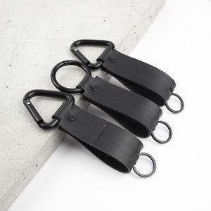 Custom leather keychain keyholder personalized minimal black-black, black leather, carabiner, custom, designer, geometric, gift for him, jump ring, keychain, keyholder, leather keyholder, mens accessory, mens gift, minimal, minimalist, personalized, recycled, zerowaste-Mimikri