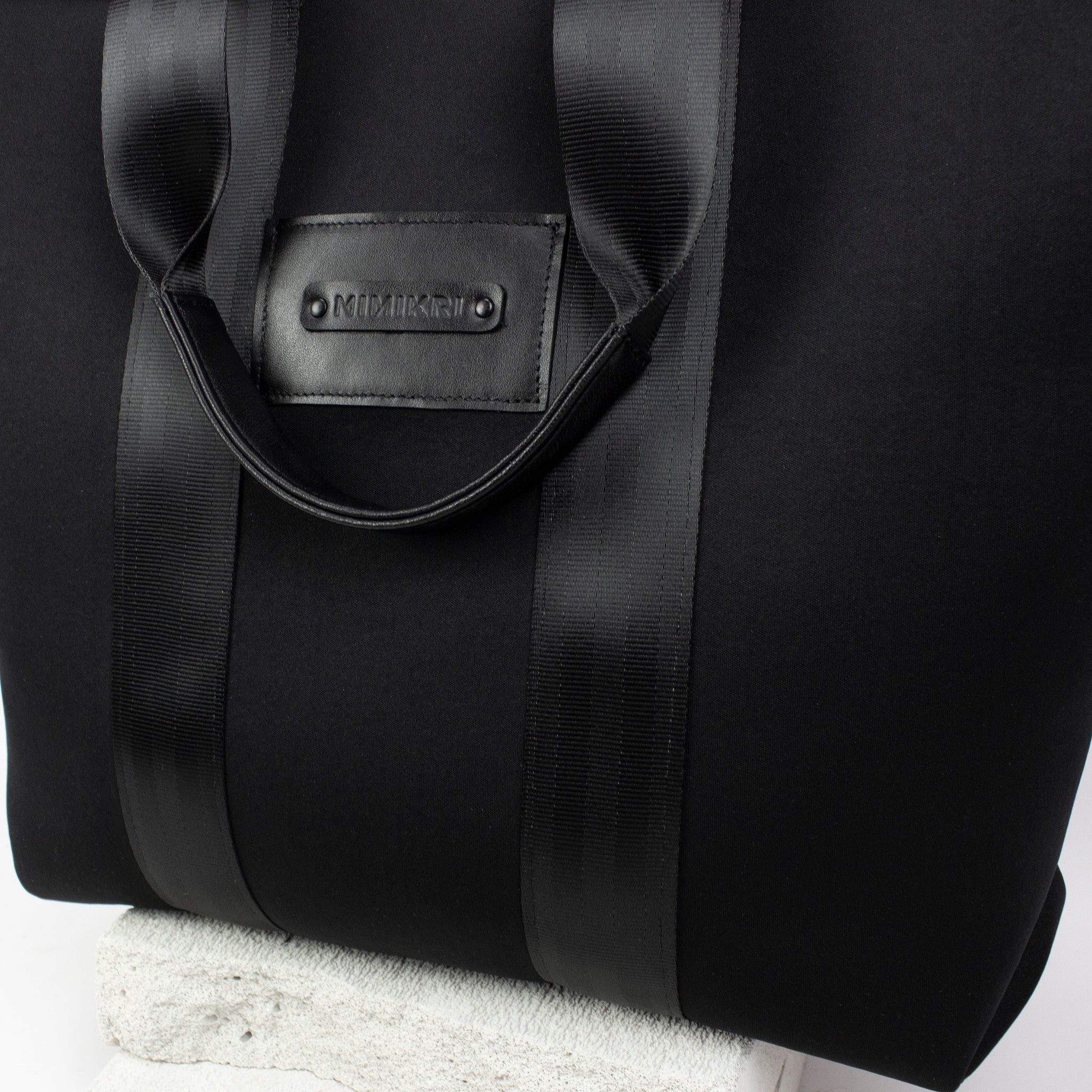 Large-sized neoprene tote bag