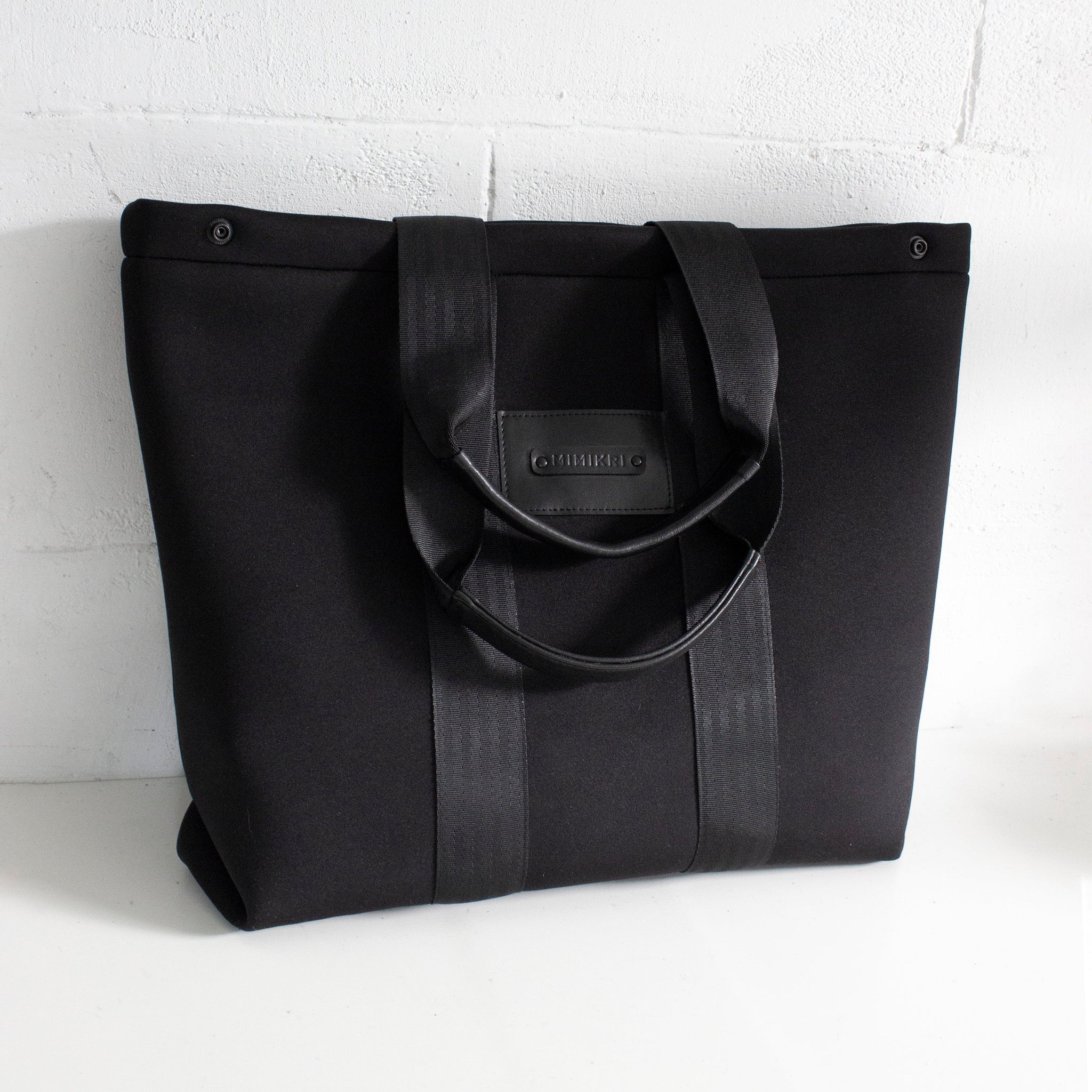 Large sized neoprene tote bag