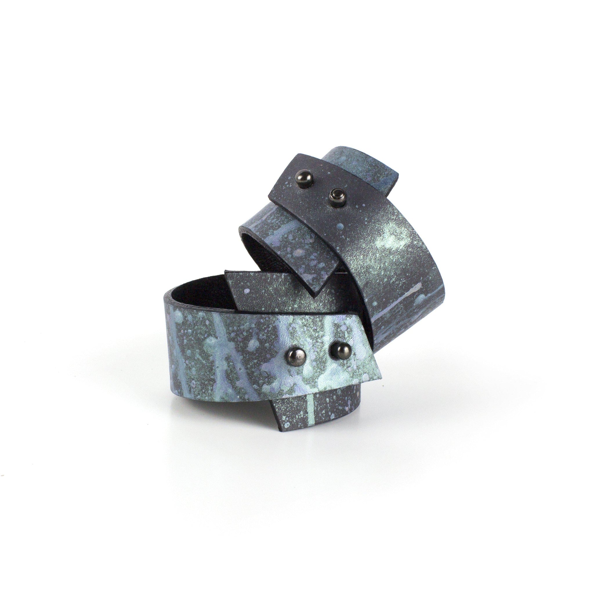 Multicolor wide leather cuff bracelet bangles iridescent green-bangles, Bracelet, colorful, cuff, designer, designer jewelry, geometric, green, green leather, hand_painted, holo, holographic, iridescent, Jewelry, leather bracelet, leather jewelry, minimal, minimalist, poured, rainbow, recycled, splashed, splattered-Mimikri